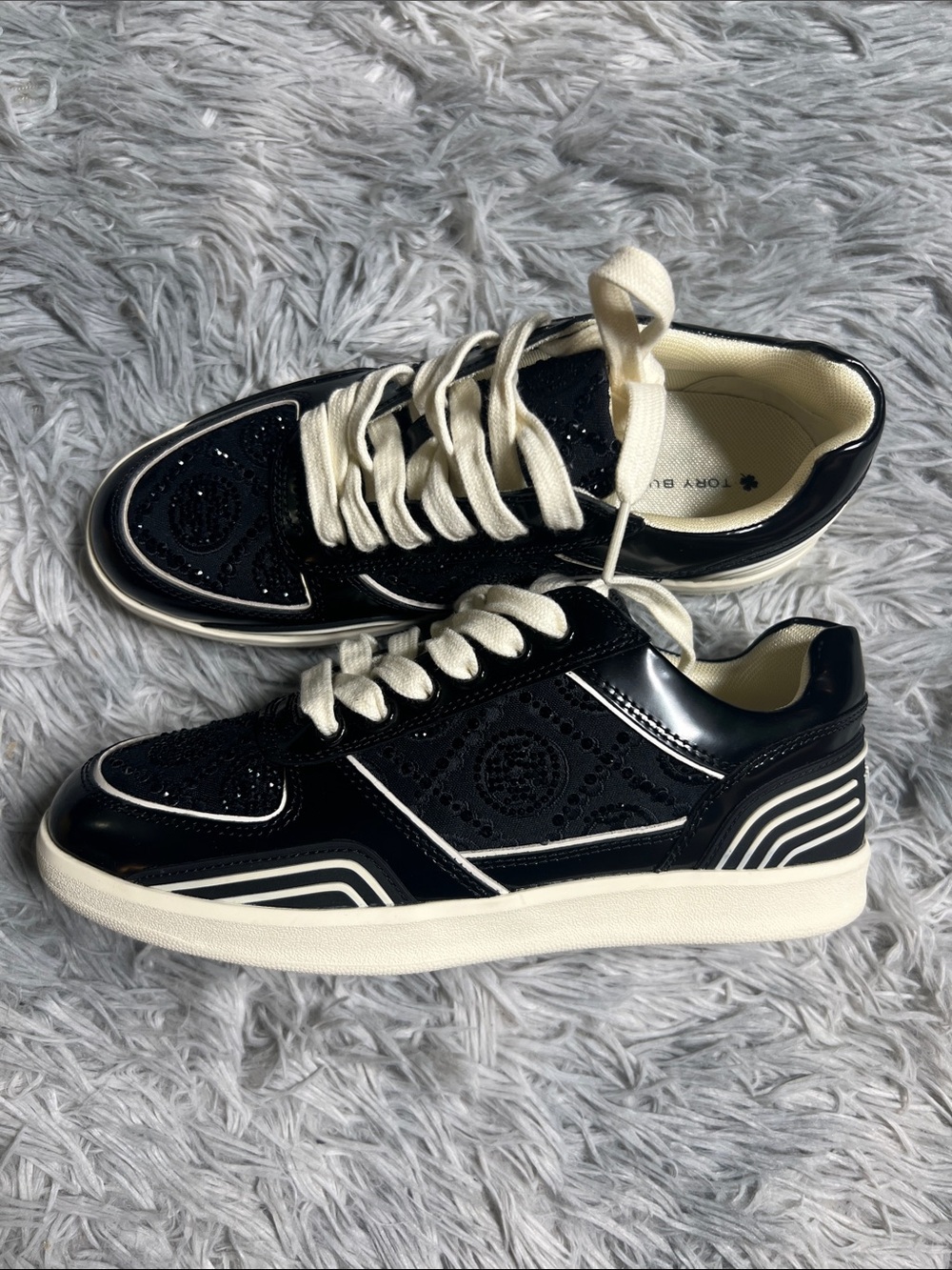 Tory Burch Clover Court Sneakers Trainers Black & Ivory Bedazzled Design Size: 5